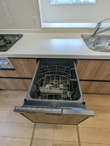 水戸市見川町　４期のキッチン|開放感のある空間でお料理～うれしい食洗器付きです！短家事に繋がり～家事もラク～！！