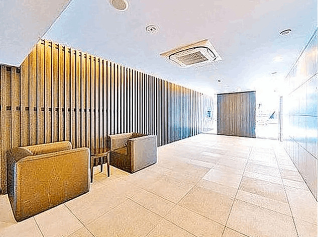 アデニウムコート木場公園のロビー|落ち着いたロビーです
