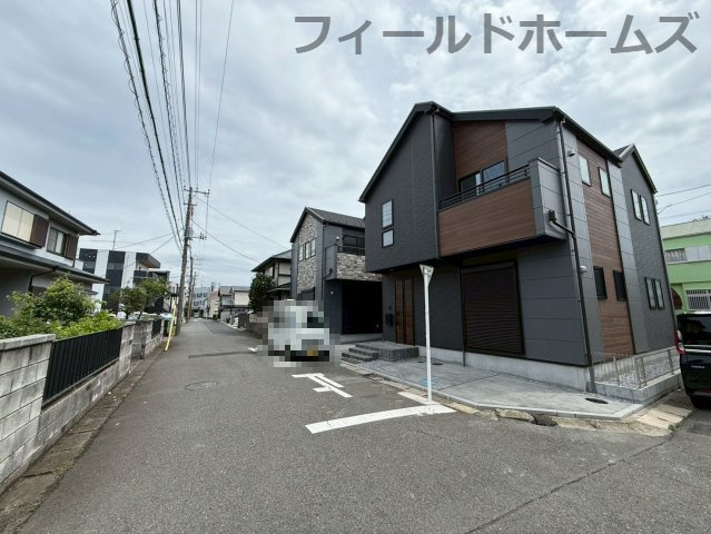 平塚市幸町新築戸建て　3期1号棟の前面道路含む現地写真