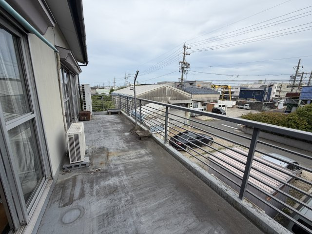 大高町工場(P3台駐車可)のバルコニー|2階