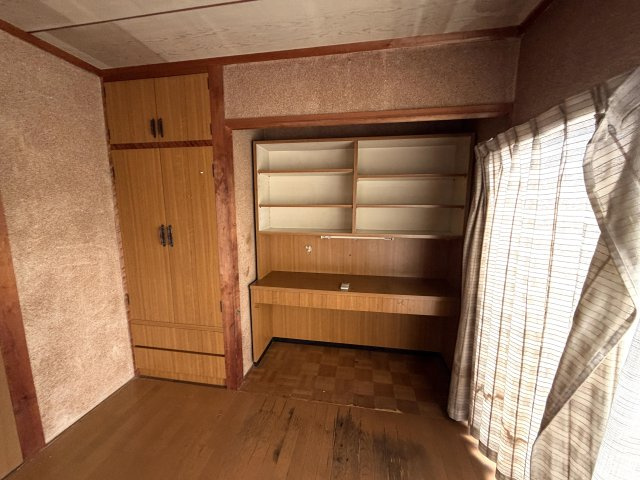 川添工場(P3台駐車可)の収納