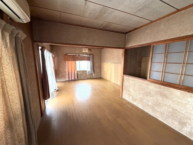 大高町川添工場事務所付き(P3台駐車可)の内装
