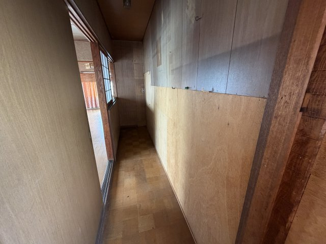 川添工場(P3台駐車可)の内装