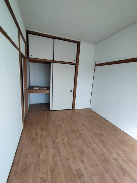 青木ビルの収納