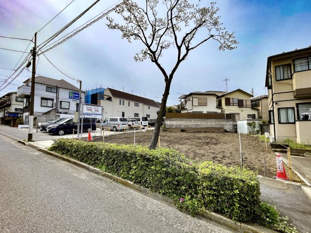 練馬区平和台1丁目　開放的なロケーション　全3棟の前面道路含む現地写真