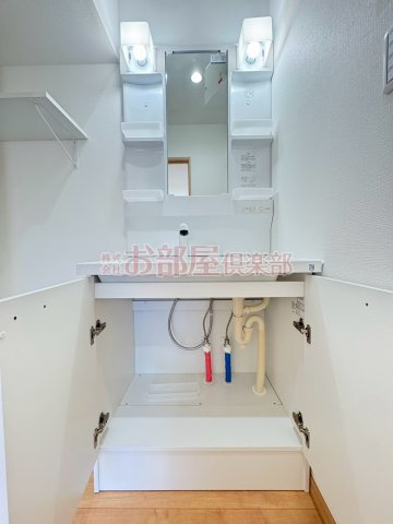 FLOW野中町の洗面所|広い洗面スペース