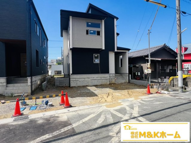 知多市新知東町2丁目　全2棟　1号棟