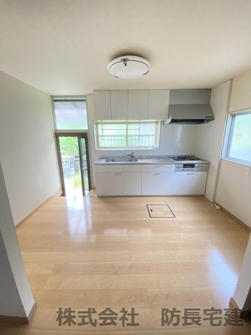 山口市折本２丁目の中古一戸建のキッチン