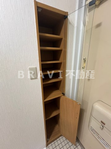 サンライン成育　BRAVI不動産の収納|【サンライン成育】シューズボックス