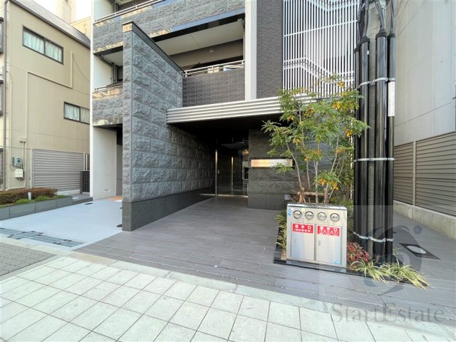  | プレサンスロジェ上町台