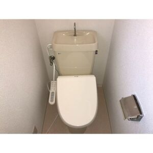 鳥羽見2丁目貸家のトイレ