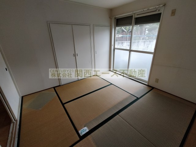 | フラット・タームー