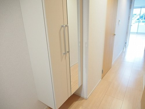 ジラソーレ花影の玄関