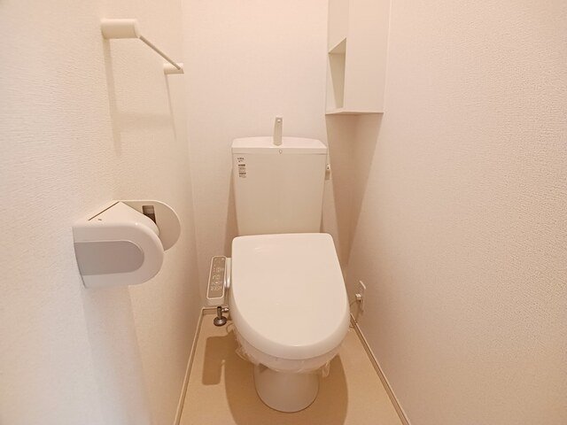 ソリッソ三条のトイレ