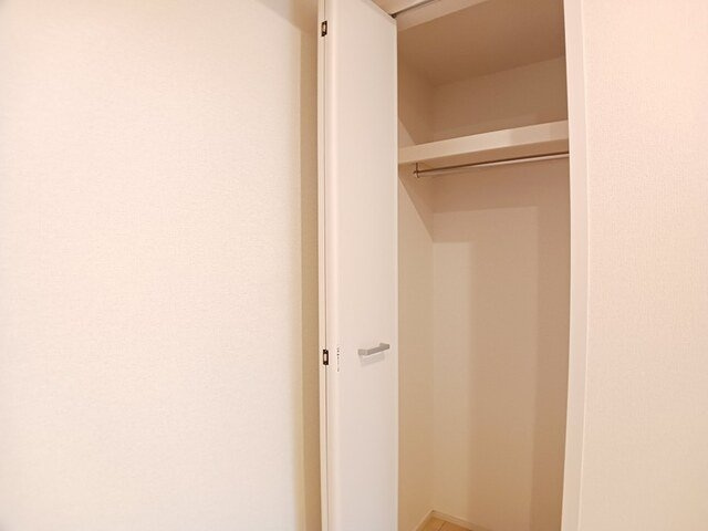 ソリッソ三条の収納