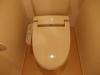 アンソレイエ飾磨　Ⅱ番館のトイレ