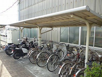 レオパレストゥジュールのその他