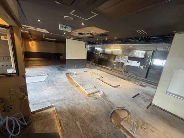 飾磨区上野田　貸店舗・事務所