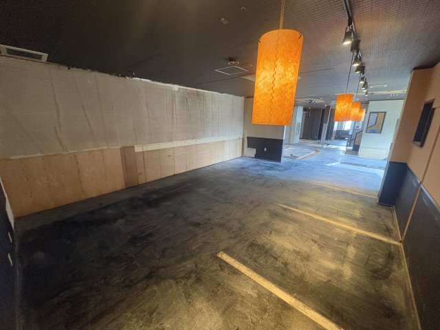 飾磨区上野田　貸店舗・事務所