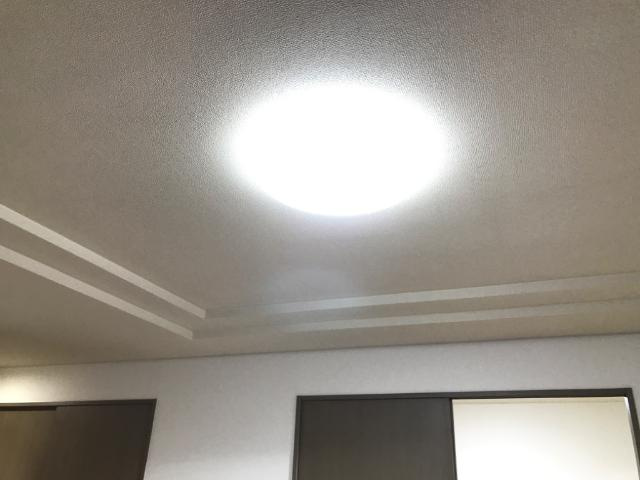 ミィーティアの設備|R3.12　LED照明３基設置