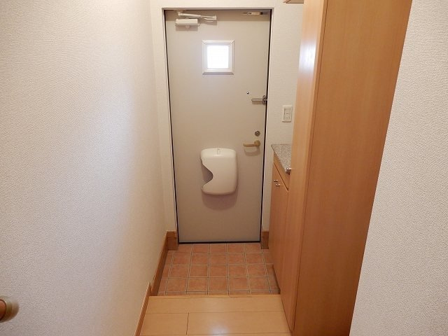 セントラルガーデンの玄関|明るい玄関です