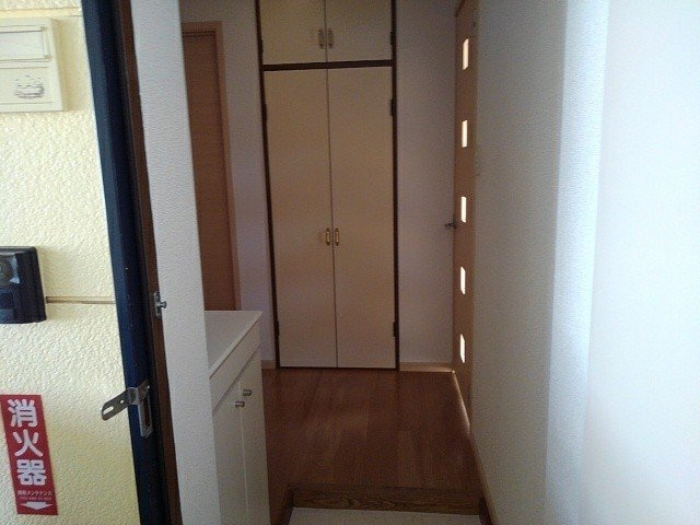シャトールＢの玄関|毎日通る玄関はこちらです