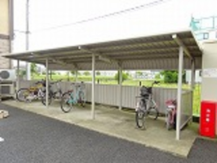 トップスロープのその他共用部分|駐輪場です