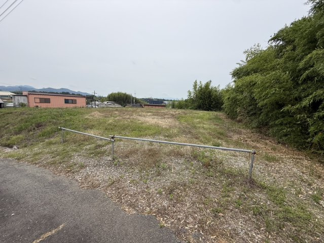 三田市洞貸地