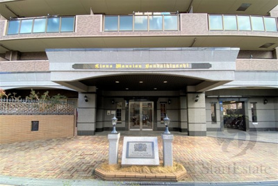 【エントランス】 | ライオンズマンション万代東 | 落ち着いたエントランスです