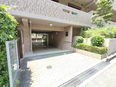 【エントランス】 | ラルジュ刀根山