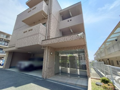 【駐車場】 | ラルジュ刀根山