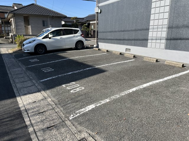 【駐車場】 | コンフレール穂積