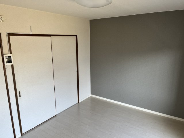 【寝室】 | コンフレール穂積