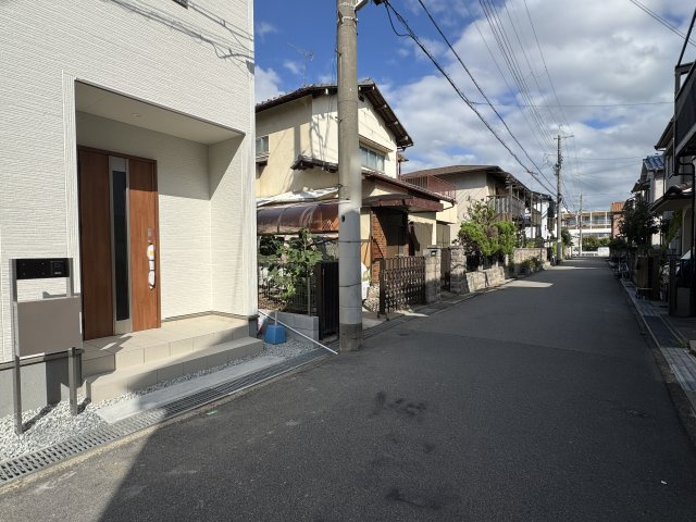 明石市二見町西二見新築戸建の前面道路含む現地写真