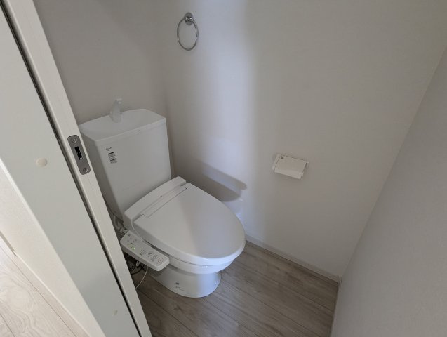 水戸市赤塚　1期のトイレ|温水ウォシュレット付きトイレでゆっくりと快適なお一人時間を～（同施工物件）