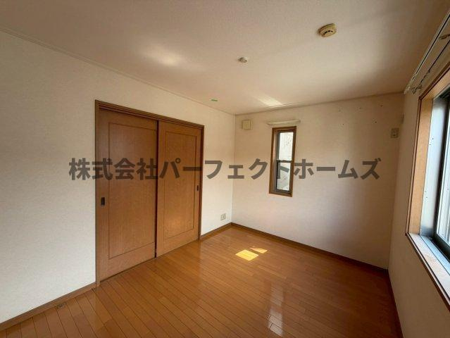 エクセレントYAMAMOTOの洋室|明るい洋室です