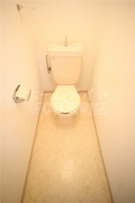 【トイレ】 | アビタシオン九条 | 清潔感のあるトイレです