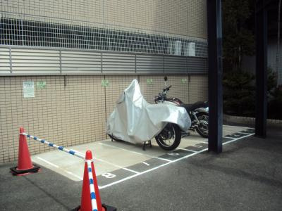 コーポラスセヴィールの駐車場|駐輪場