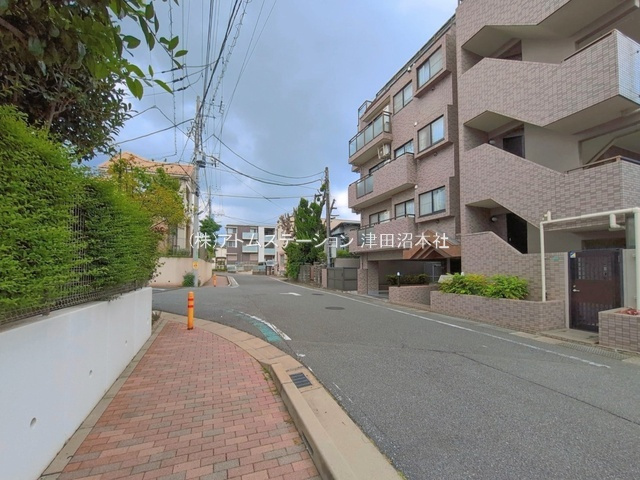 【その他】 | アトムセレクト　ナイスアーバン津田沼２階 | 建物含む前面道路