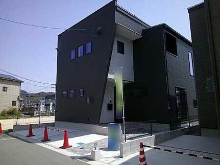 安芸郡熊野町中溝２丁目の外観