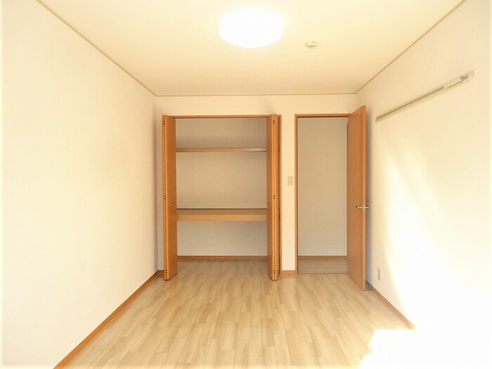 竹原一戸建　A棟の洋室