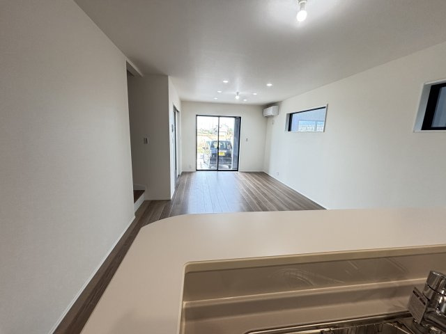 安城市城南町2丁目14-20『仲介手数料無料』新築一戸建て・建売の前面道路含む現地写真