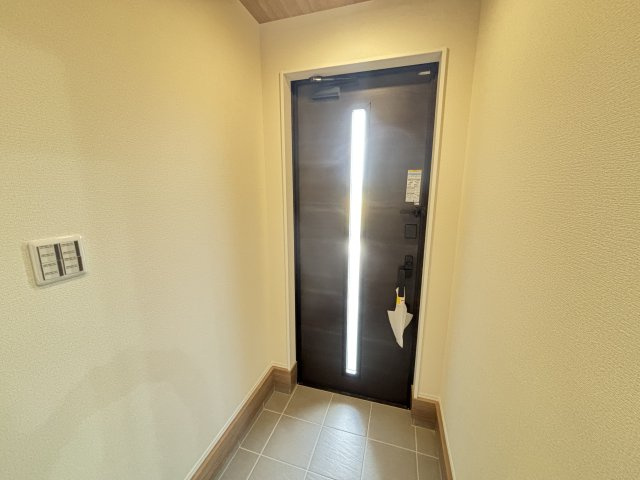 安城市城南町2丁目14-20『仲介手数料無料』新築一戸建て・建売の玄関