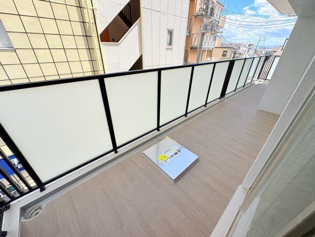 NEコート甲南町のバルコニー