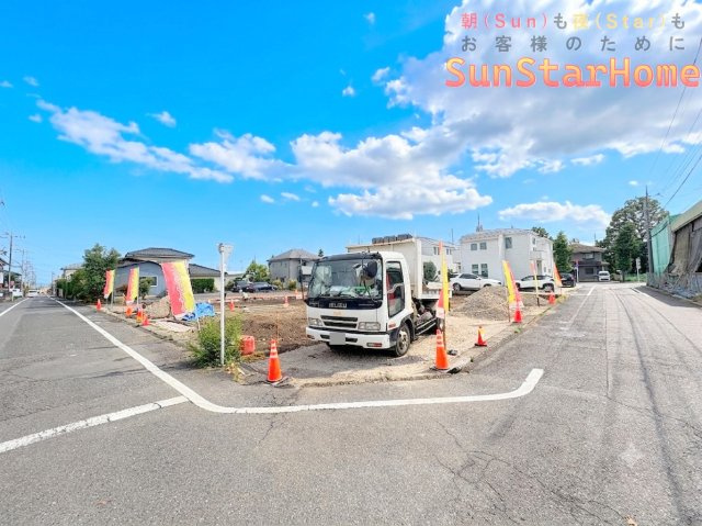 【サンスターホーム現地販売物件】羽村市小作台5丁目　売地2区画の前面道路含む現地写真