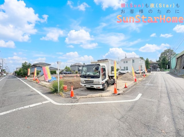 【サンスターホーム現地販売物件】羽村市小作台5丁目　売地2区画の前面道路含む現地写真