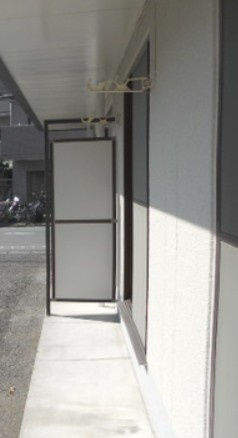 【バルコニー】