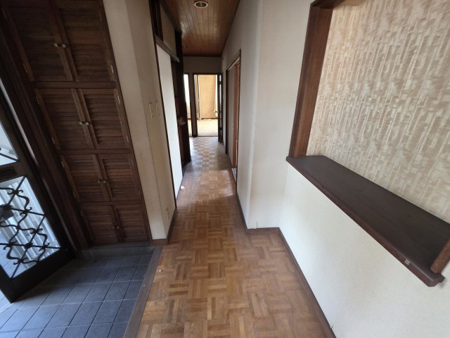 姫路市書写住宅付店舗の玄関