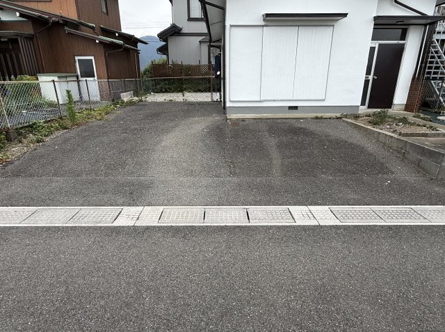 養老町貸家の庭