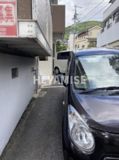 セジュール松野の駐車場